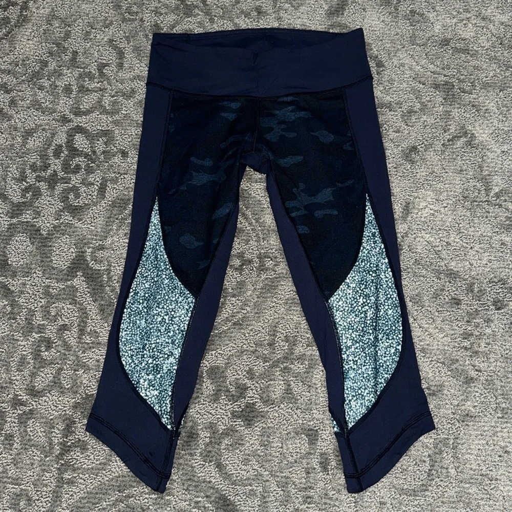 •Lululemon Wunder Under Crop *Full-On Luon•